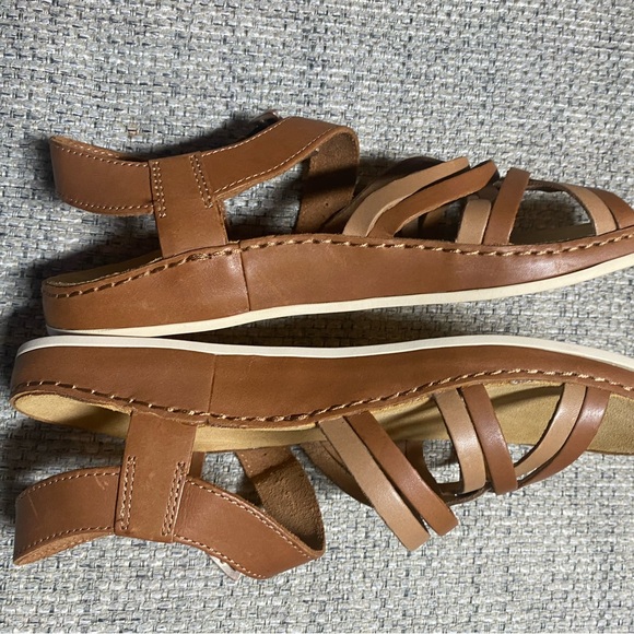 Chaco Fallon sandals NIB - Picture 2 of 9